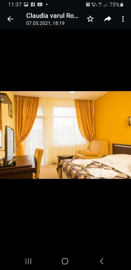 Mont Blanc Hotel Предеал Екстериор снимка